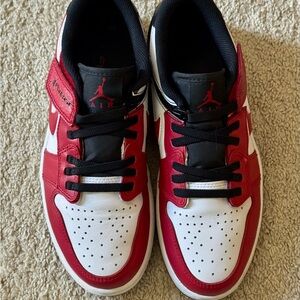 Jordan 1 Low FlyEase w/ original box